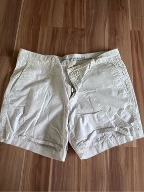 White Casual Cotton Shorts